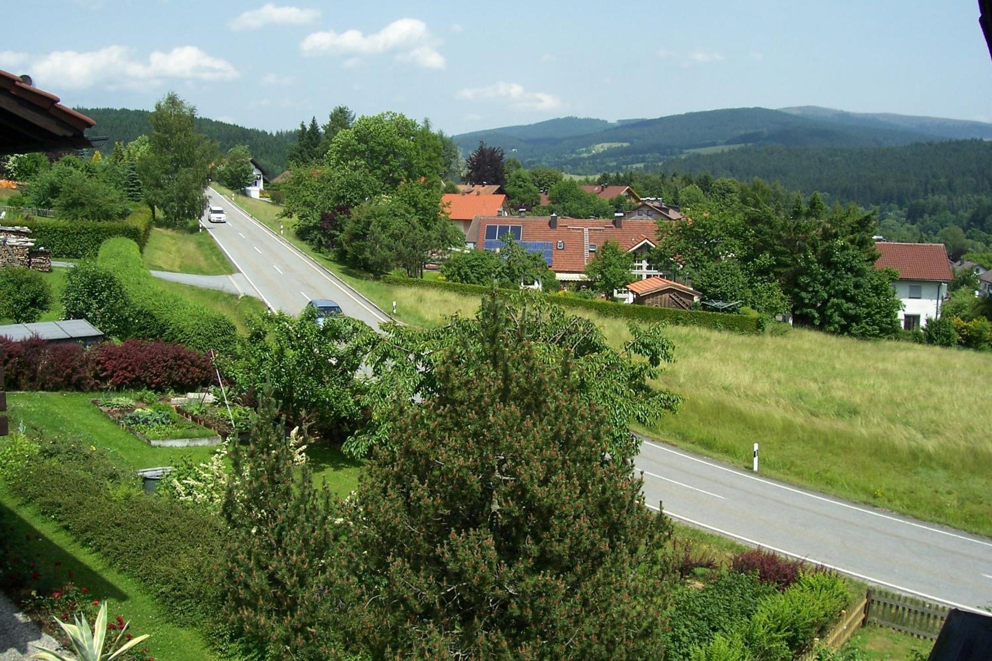 Gaestehaus Am Berg Hotel Bayerisch Eisenstein Bagian luar foto