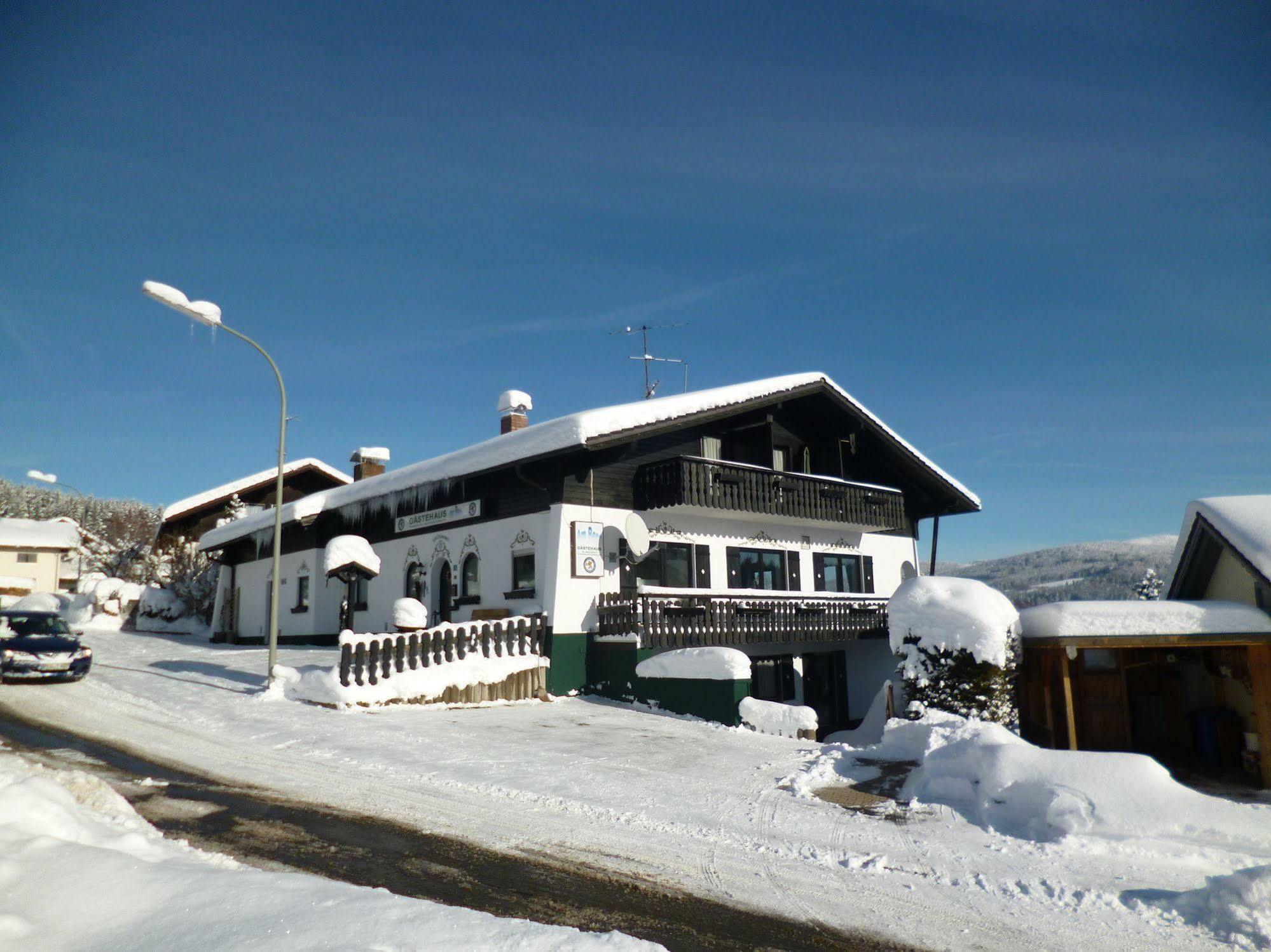 Gaestehaus Am Berg Hotel Bayerisch Eisenstein Bagian luar foto